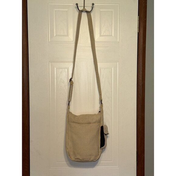Kavu Kicker Crossbody Tan Canvas Bag - Picture 4 of 16